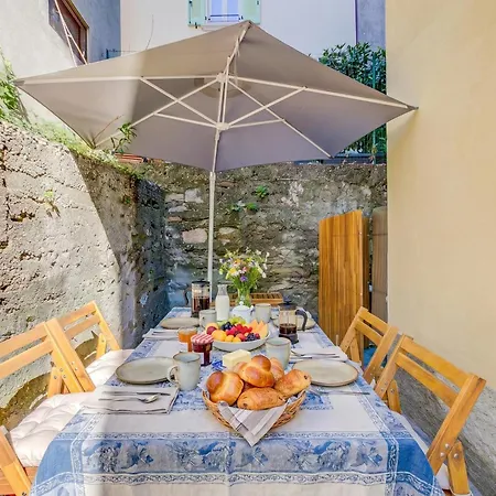 Апартаменты Gaia On Hill: 2br With Ac And Outdoor Space - Happy
