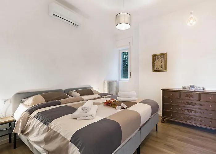 Gaia On Hill - Happy